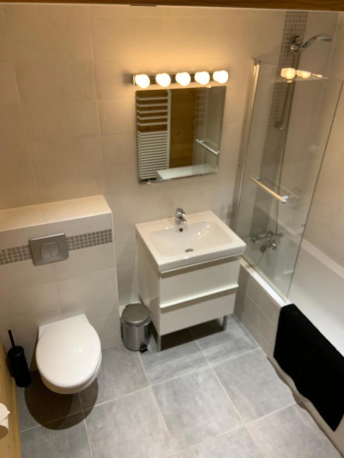 Apartment Lola Alpe d'Huez Εξωτερικό φωτογραφία